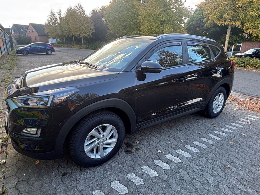 Hyundai TUCSON 72.500 km 14.999 € Hannover 30177