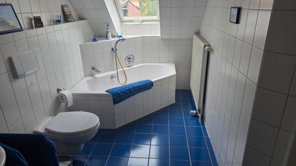 Dachgeschoßwohnung Schwülper - 3 Zimmer, 90 m&sup2;, 720&euro; | Angebot:26645675