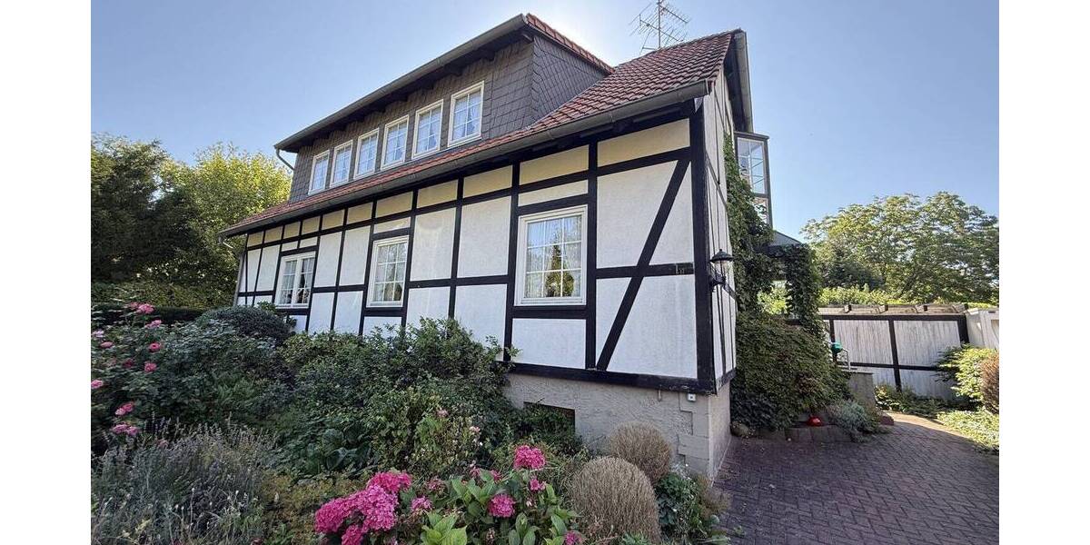 Einfamilienhaus Braunschweig / Riddagshausen Riddagshausen - 6 Zimmer, 169 m&sup2;, 380.000&euro; | Angebot:26779287
