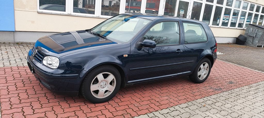VW Golf 77.600 km 4.500 &euro; Wolfsburg 38448