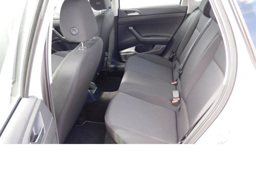 VW Taigo 1.0 TSI BMT Klima LED Navi 27.600 km 15.990 € Vordorf 38533