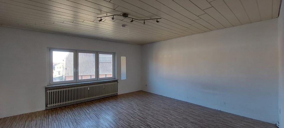 Etagenwohnung Königslutter am Elm - 2 Zimmer, 70 m&sup2;, 400&euro; | Angebot:25908316