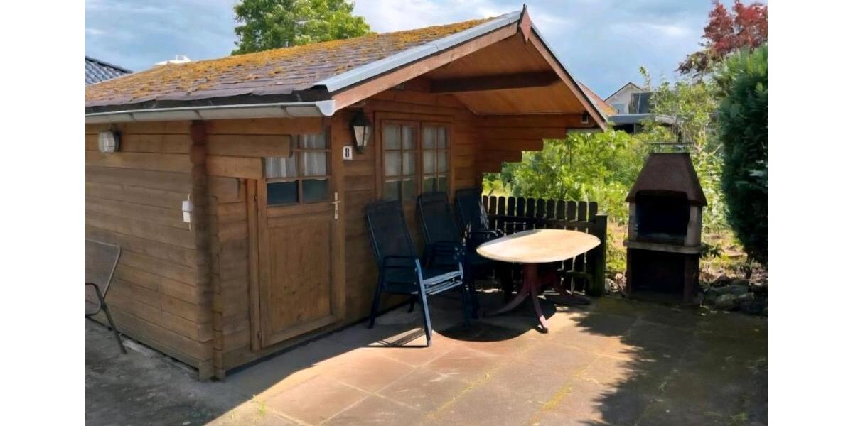 Einfamilienhaus Hillerse - 8 Zimmer, 220 m&sup2;, 1.600&euro; | Angebot:24655265