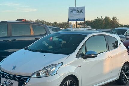Peugeot 208 90.000 km 8.990 &euro; Lengede 38268