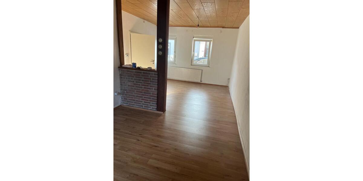 Etagenwohnung Peine Südstadt - 3 Zimmer, 95 m&sup2;, 1.061&euro; | Angebot:26143312