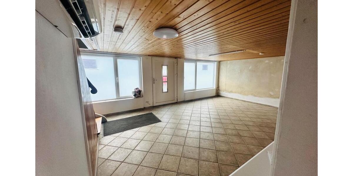 Etagenwohnung Liebenburg - 4 Zimmer, 170 m&sup2;, 760&euro; | Angebot:24576324