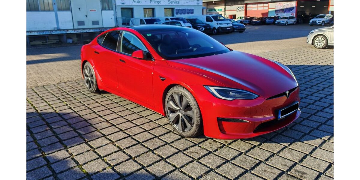 Tesla Model S 46.482 km 54.970 &euro; Braunschweig 38112
