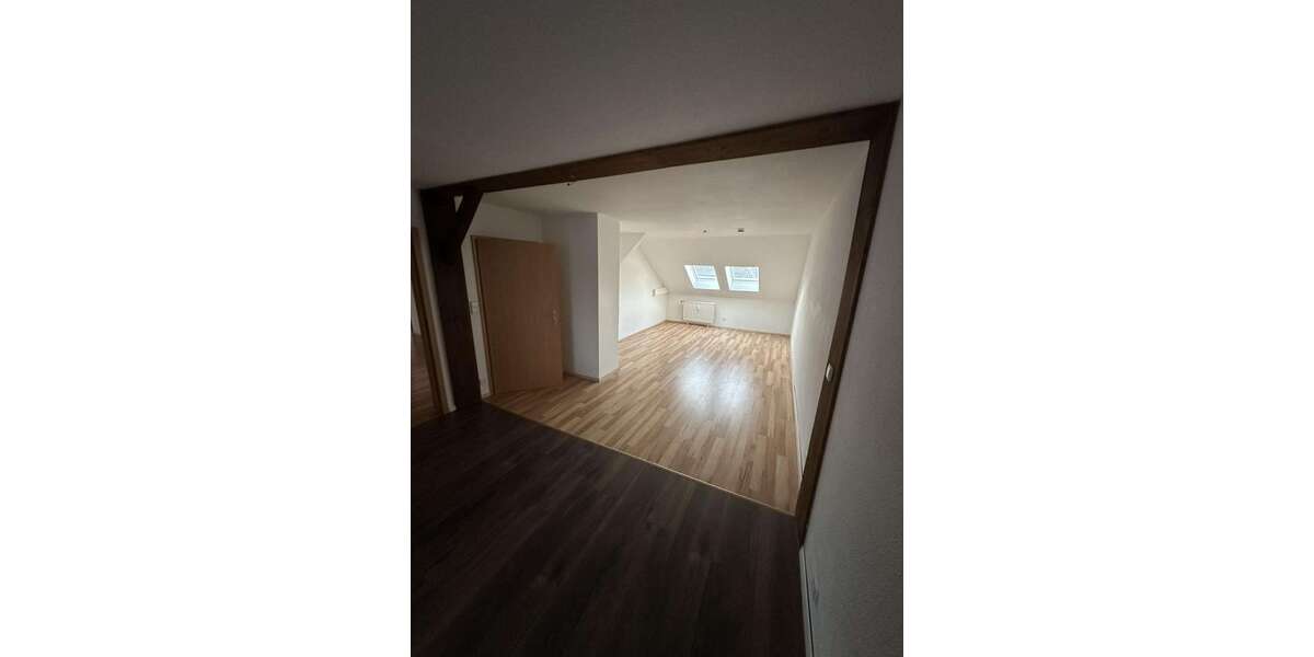 Etagenwohnung Braunschweig Nordstadt - 4 Zimmer, 120 m&sup2;, 1.200&euro; | Angebot:25819445