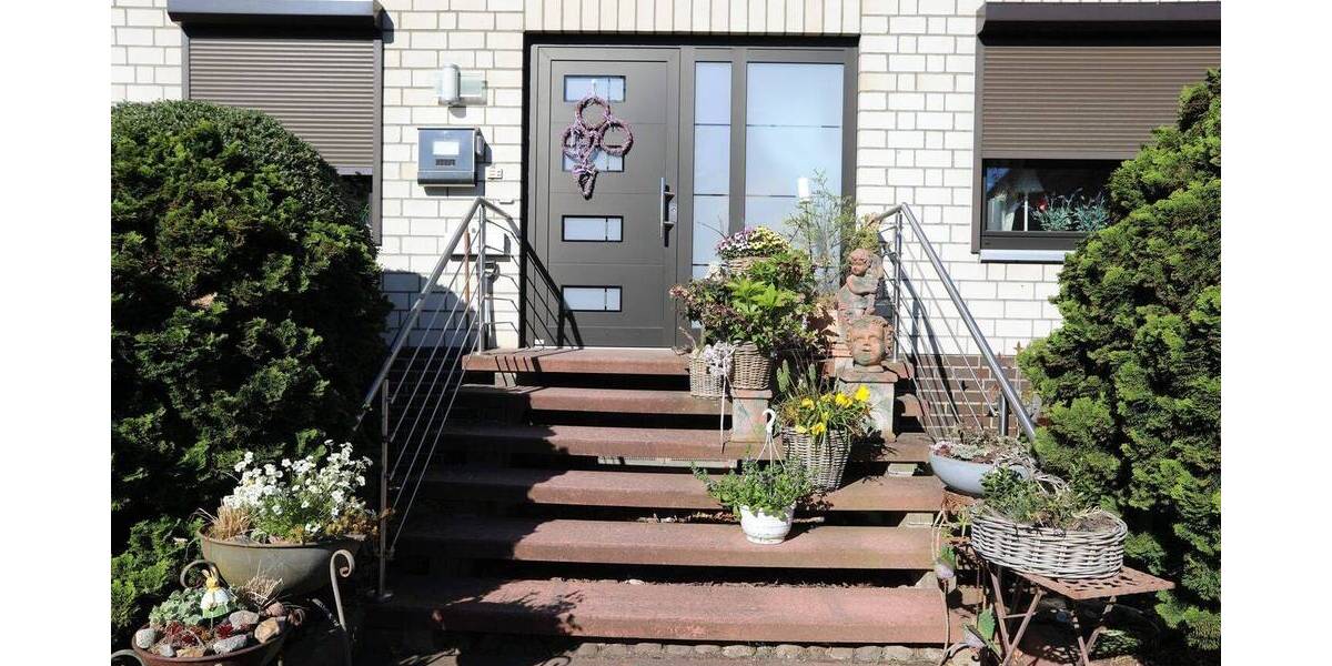 Mehrfamilienhaus, Wohnhaus Gifhorn - 8 Zimmer, 209 m&sup2;, 365.000&euro; | Angebot:26499070