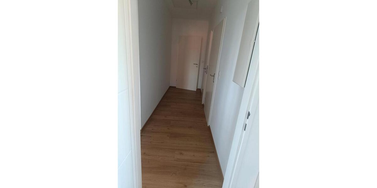 Dachgeschoßwohnung Braunschweig Wabe-Schunter-Beberbach - 3 Zimmer, 80 m&sup2;, 680&euro; | Angebot:25427725