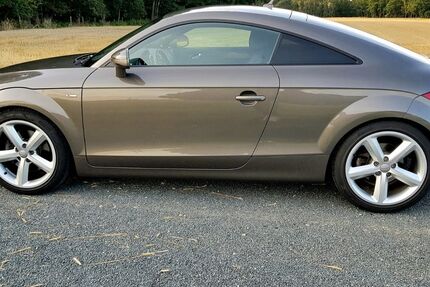 Audi TT 153.000 km 12.500 &euro; Weyhausen 38554