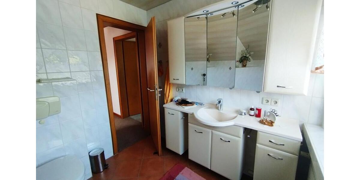 Einfamilienhaus Sassenburg - 7 Zimmer, 145 m&sup2;, 280.000&euro; | Angebot:24680966