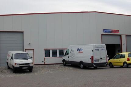 Halle, LKW befahrbar, beheizt, ca zimmer