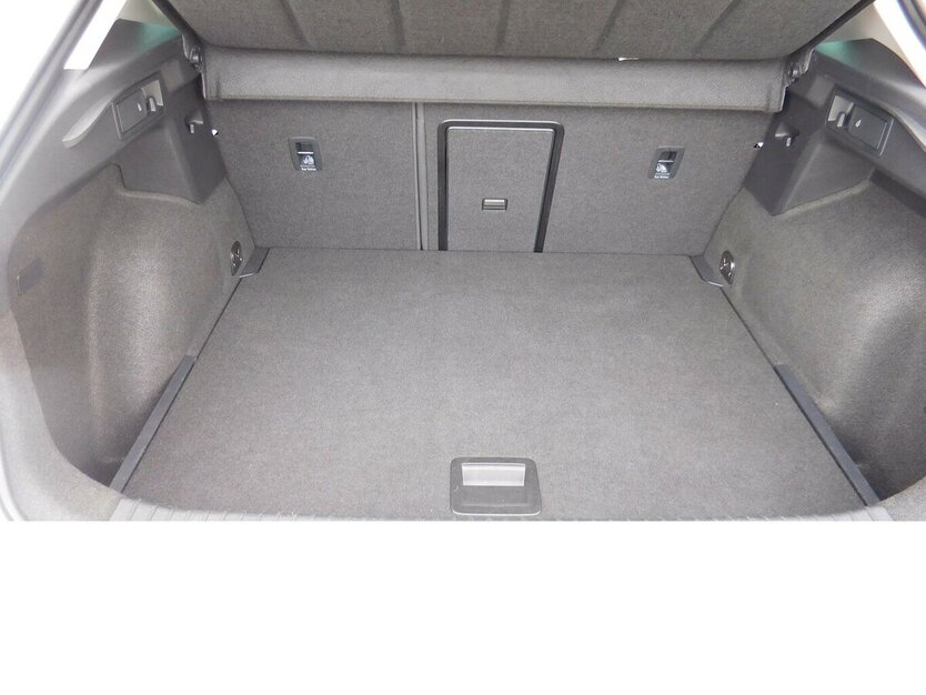 Cupra Formentor 1.5 TSI BMT Klima LED Alu Navi 23.800 km 21.990 € Vordorf 38533