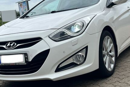 Hyundai i40 167.000 km 4.999 &euro; Salzgitter 38226