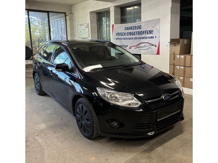 Ford Focus 99.017 km 6.450 € Braunschweig 38126