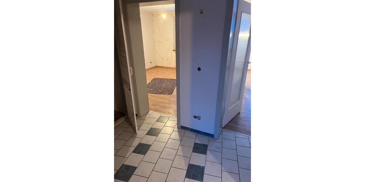 Etagenwohnung Braunschweig Broitzem - 3 Zimmer, 65 m&sup2;, 590&euro; | Angebot:24746021