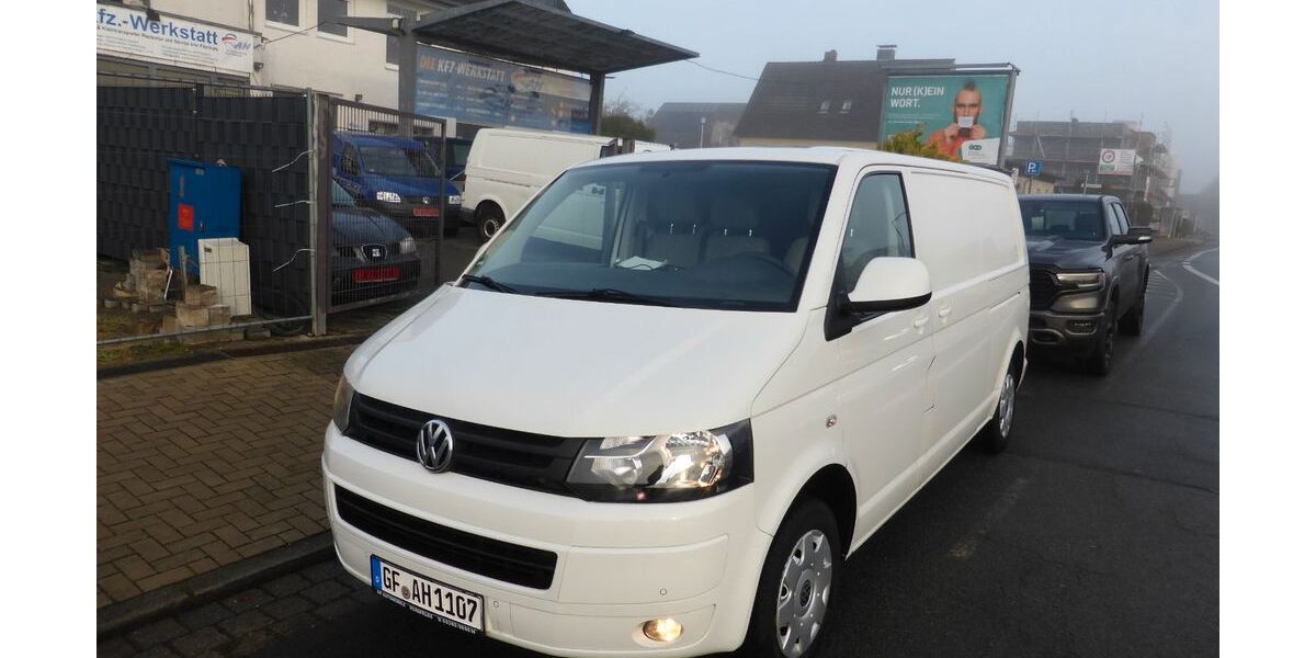 VW T5 Transporter 145.000 km 13.990 &euro; Wolfsburg/Vorsfelde 38448
