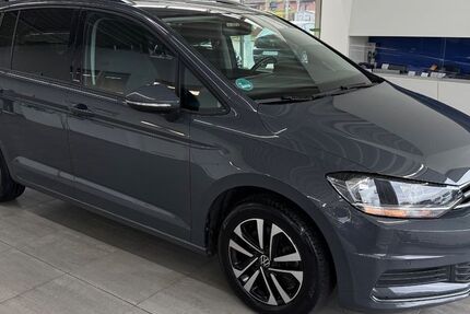 VW Touran 87.000 km 21.790 &euro; Braunschweig 38116