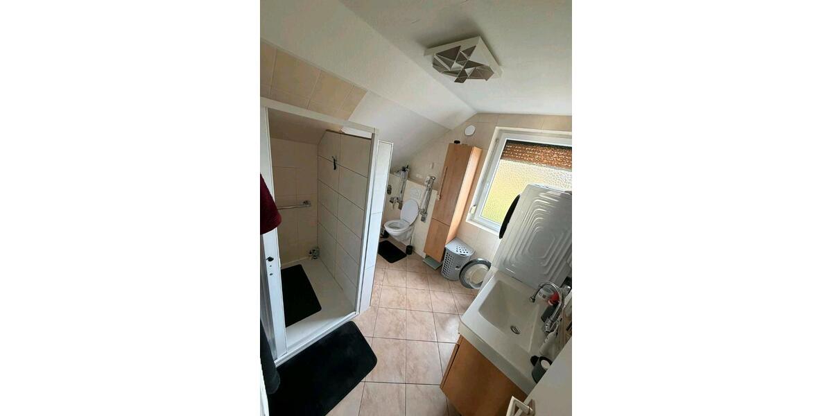 Dachgeschoßwohnung Ilsede Adenstedt - 1 Zimmer, 80 m&sup2;, 750&euro; | Angebot:26083146