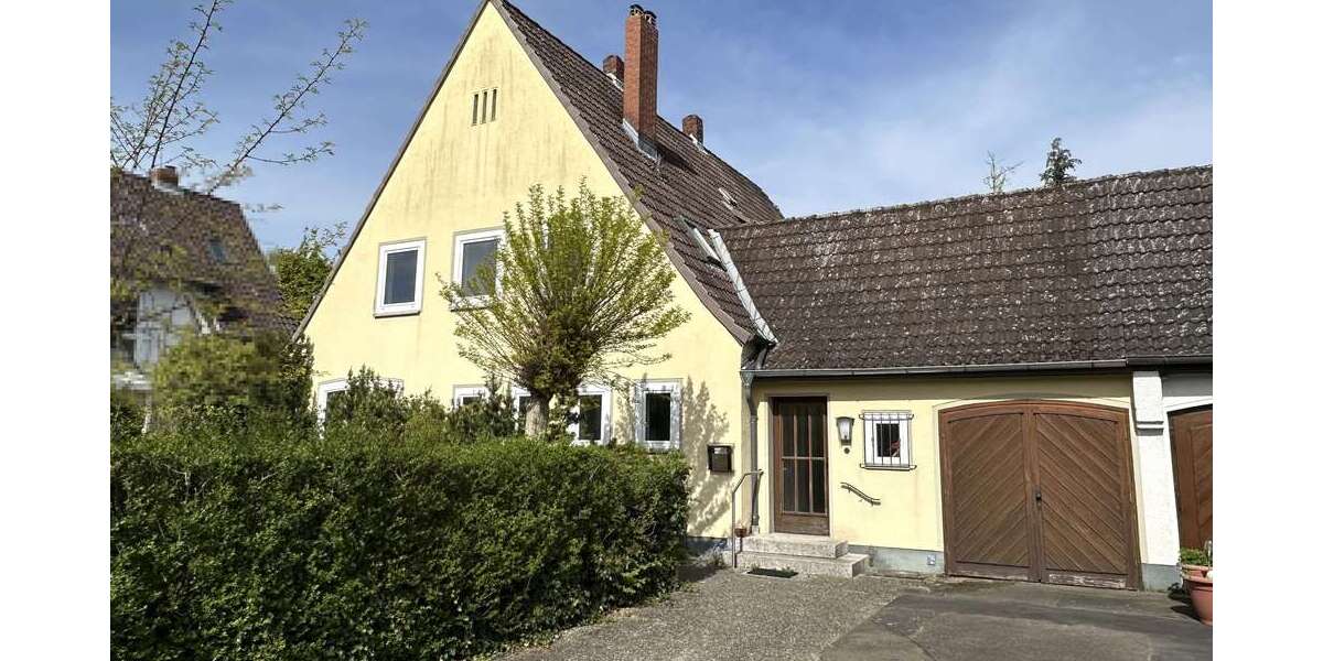 Einfamilienhaus Braunschweig Wabe-Schunter-Beberbach - 9 Zimmer, 231 m&sup2;, 599.000&euro; | Angebot:26562683
