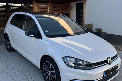 VW Golf 101.200 km 17.900 &euro; Braunschweig 38126