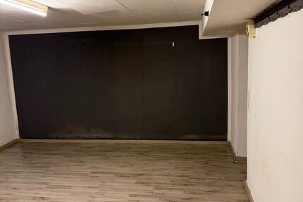 Ab 2026 biete einer Lager oder Hobby Raum zimmer