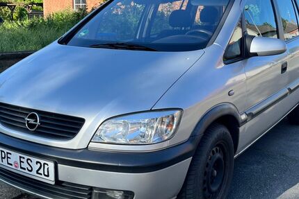 Opel Zafira 219.000 km 2.600 &euro; Peine 31226