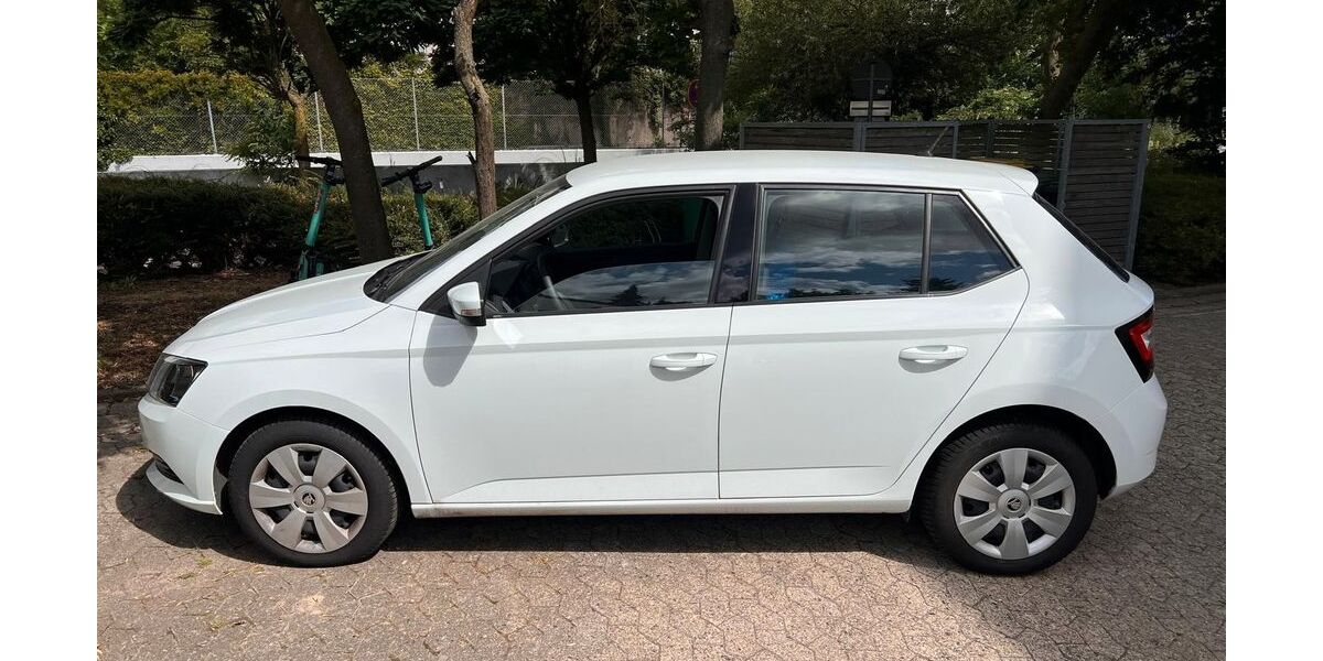 Skoda Fabia 26.709 km 8.900 &euro; Braunschweig 38114