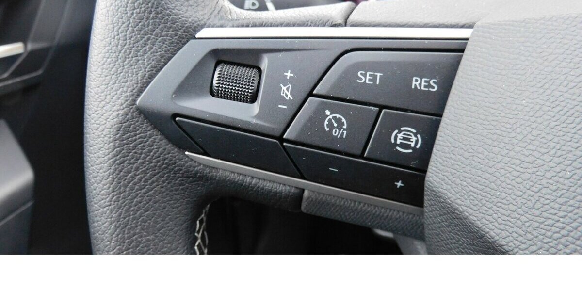 Seat Ibiza 1.0 Style TSI BMT 4Trg Navi Klima 13.700 km 15.690 &euro; Vordorf 38533