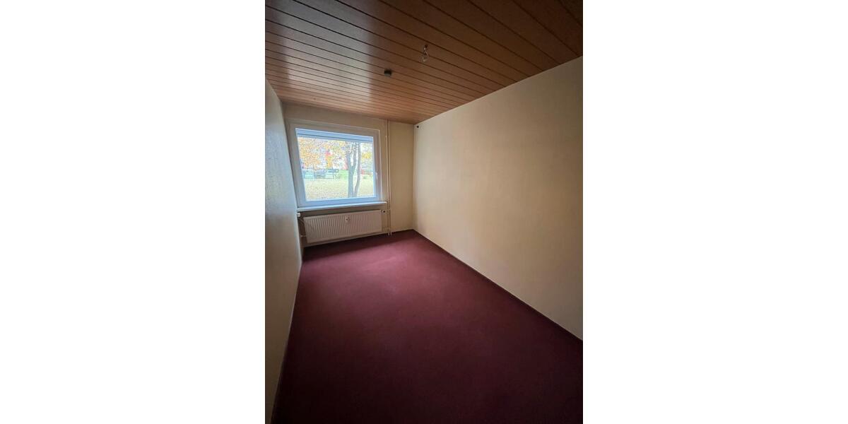 Erdgeschoßwohnung Schöppenstedt - 3 Zimmer, 62 m&sup2;, 75.000&euro; | Angebot:24619123