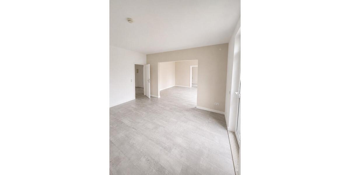 Terrassenwohnung Schwülper - 8 Zimmer, 192 m&sup2;, 1.550&euro; | Angebot:26537957