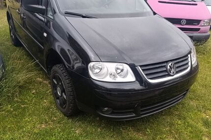 VW Caddy 361.000 km 2.950 &euro; Räbke 38375