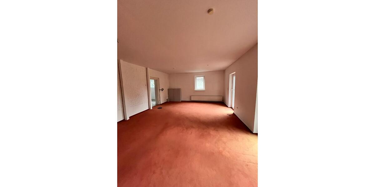 Einfamilienhaus Gifhorn - 8 Zimmer, 156 m&sup2;, 240.000&euro; | Angebot:25976893