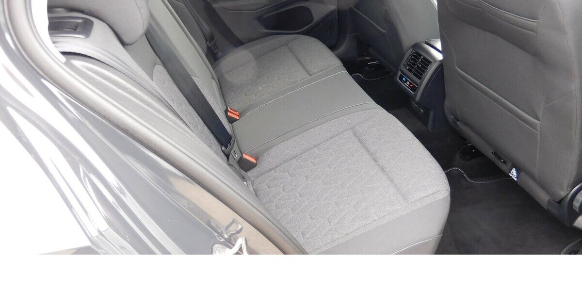 VW Golf III 1.0 Life Move TSI BMT Klima Navi Alu 59.100 km 17.390 &euro; Vordorf 38533