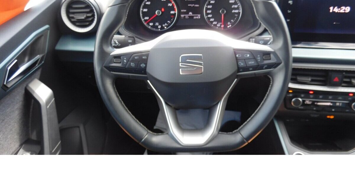 Seat Arona 1.0 X-Perience TSI BMT Navi Klima Alu 18.000 km 16.990 &euro; Vordorf 38533