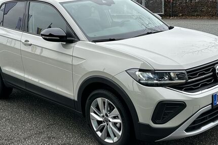 VW T-Cross 10.281 km 23.700 &euro; Wolfsburg 38440