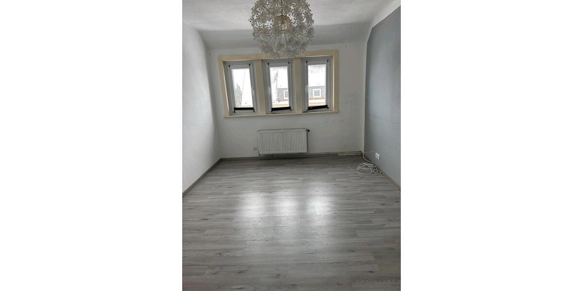 Dachgeschoßwohnung Börßum - 2 Zimmer, 47 m&sup2;, 290&euro; | Angebot:24663398
