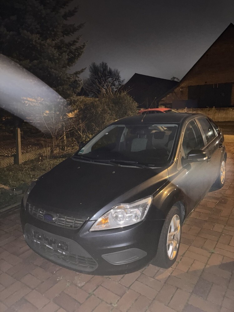 Ford Focus 180.000 km 2.000 € Peine 31224