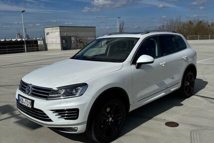 VW Touareg 90.500 km 32.700 &euro; Wolfsburg 38448