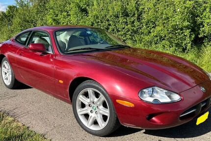 Jaguar XK8