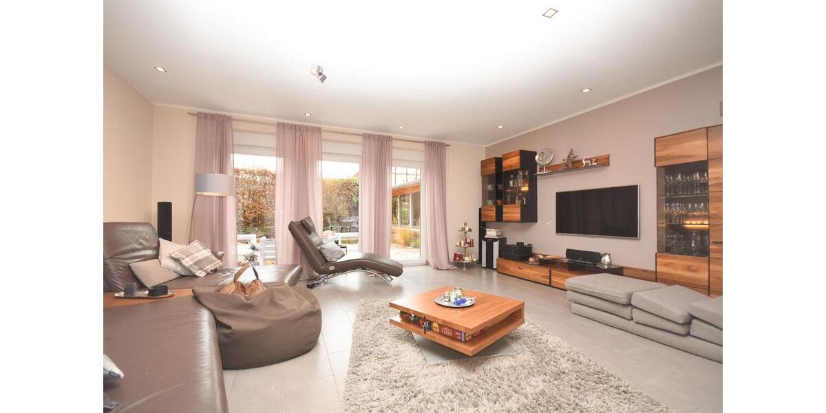 Einfamilienhaus Adenbüttel - 4 Zimmer, 265 m&sup2;, 2.500&euro; | Angebot:23710663