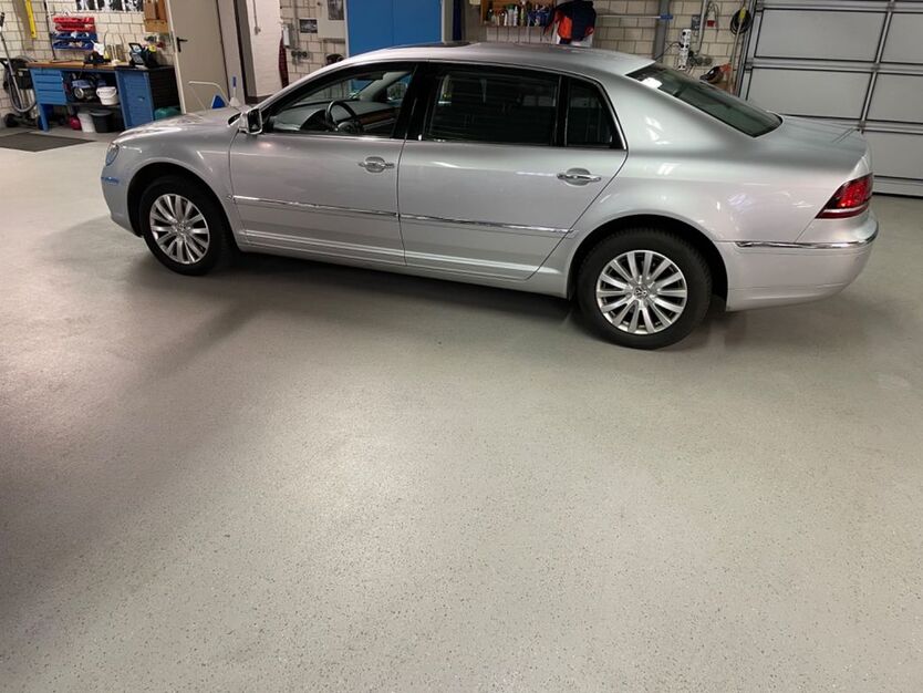 VW Phaeton 169.000 km 19.149 € Braunschweig 38126