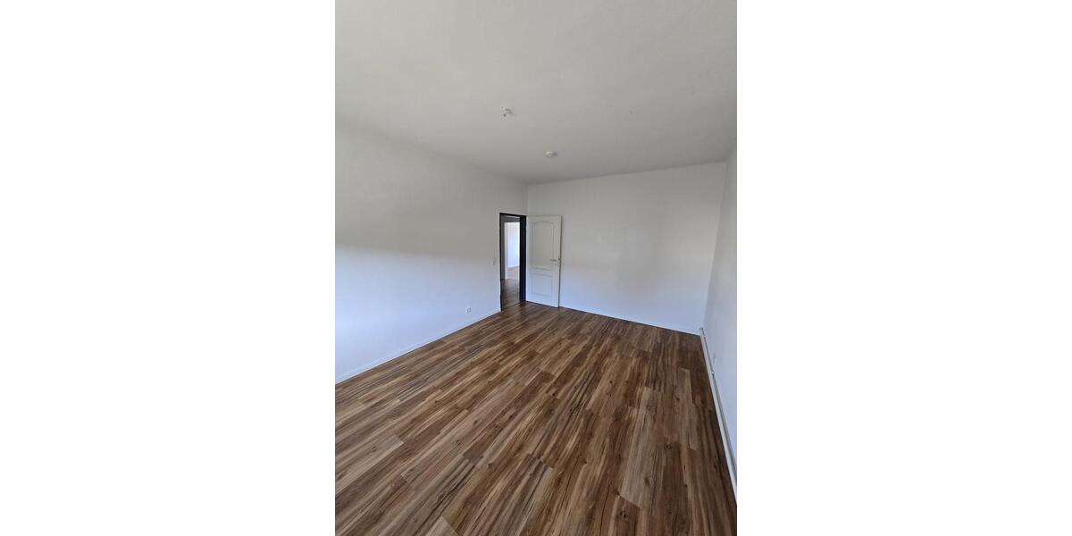 Etagenwohnung Braunschweig Wabe-Schunter-Beberbach - 3 Zimmer, 80 m&sup2;, 990&euro; | Angebot:25588638