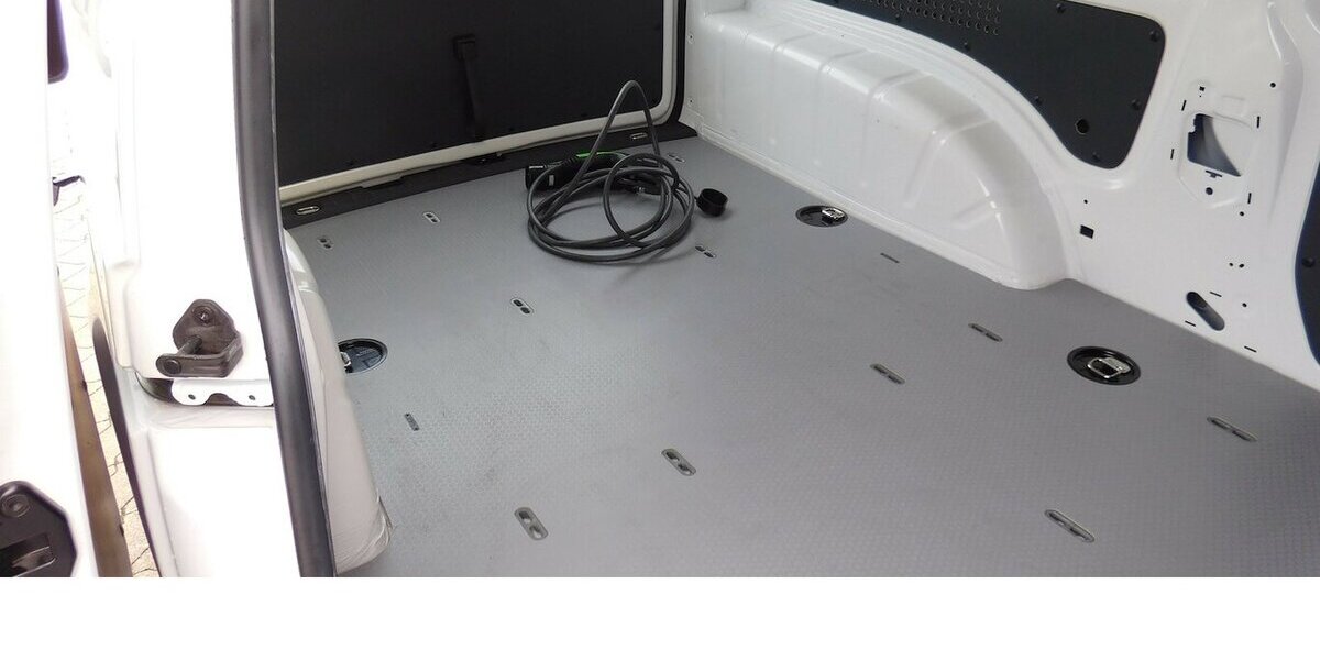 VW Caddy Maxi Abt-e Elektrik DSG Klima Navi 1.700 km 15.690 &euro; Vordorf 38533