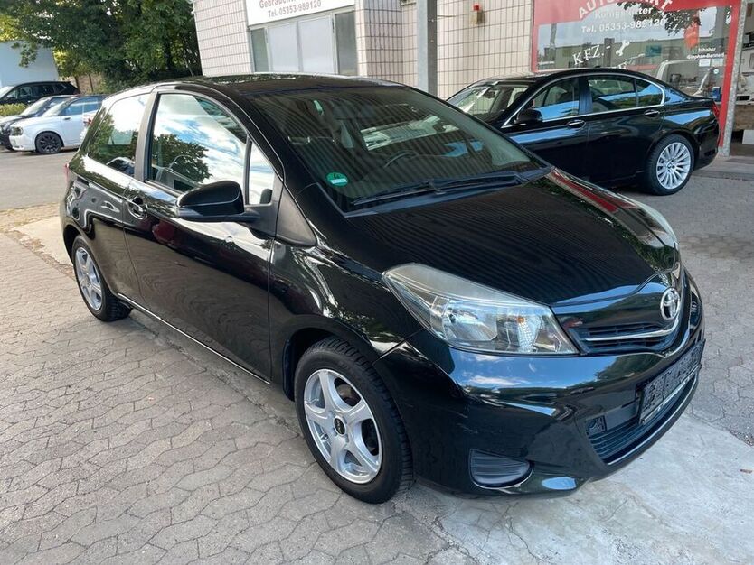 Yaris