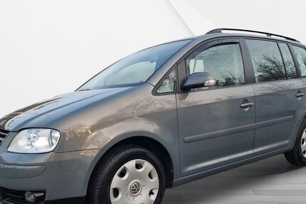 VW Touran 166.500 km 4.999 € Braunschweig 38120