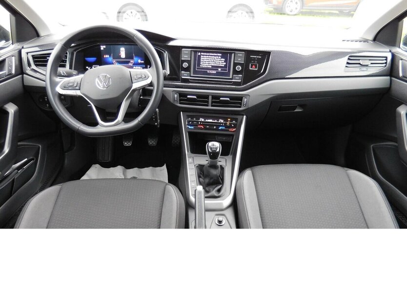 VW Taigo 1.0 TSI BMT Klima Navi LED 26.400 km 16.990 € Vordorf 38533