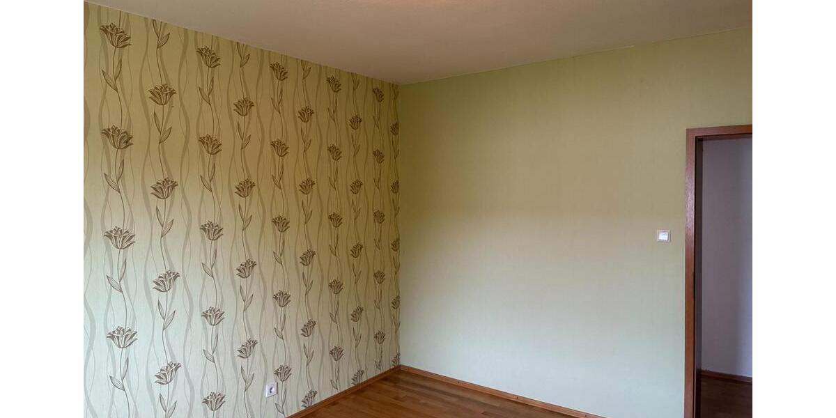 Schöne Eigentumswohnung 54qm 3 Zimmer, KücheTageslicht- Bad 3 zimmer