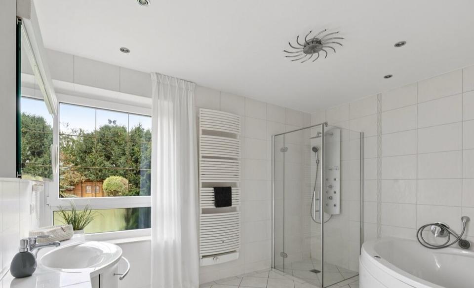 Doppelhaushälfte Königslutter am Elm - 2.5 Zimmer, 100 m&sup2;, 235.000&euro; | Angebot:26019611